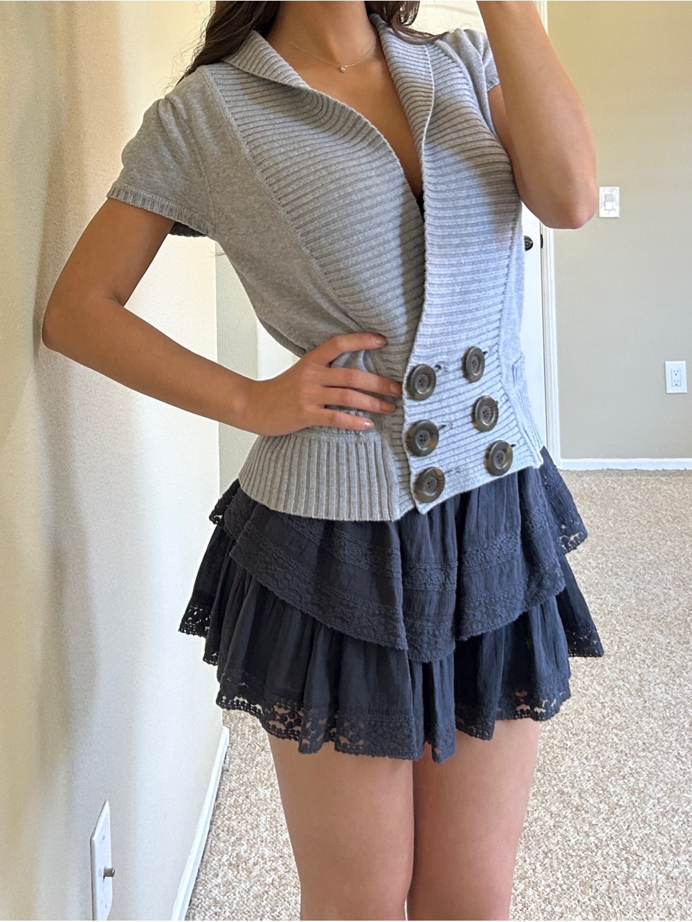 ❤️LAST CHANCE❤️ Pink Rose Light Gray Ribbed Knit Short Sleeve Cardigan